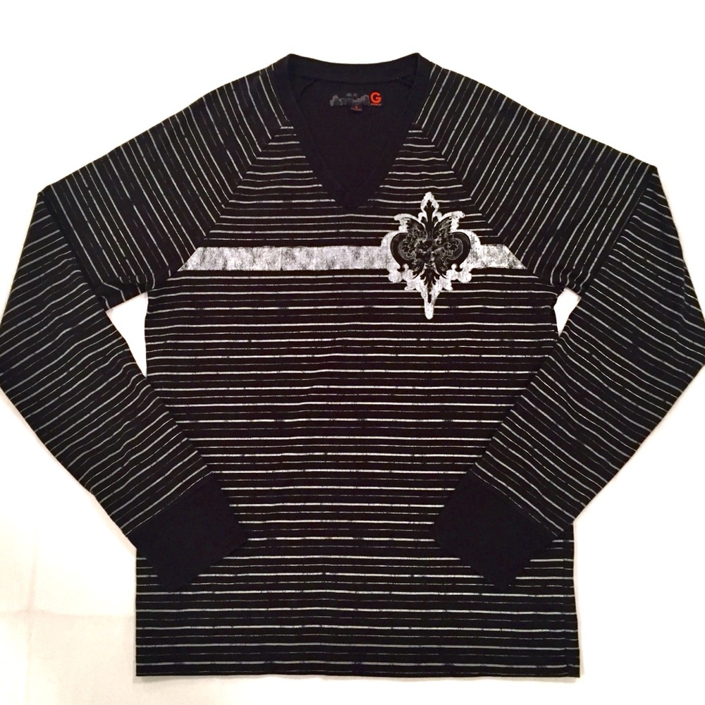 G by guess Men’s black long sleeve v-neck